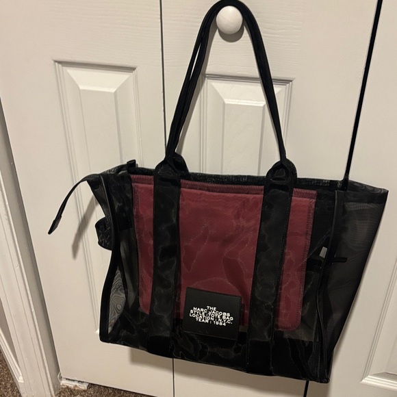 Marc Jacobs Black and Pink Mesh Tote Bag - Picture 3 of 9